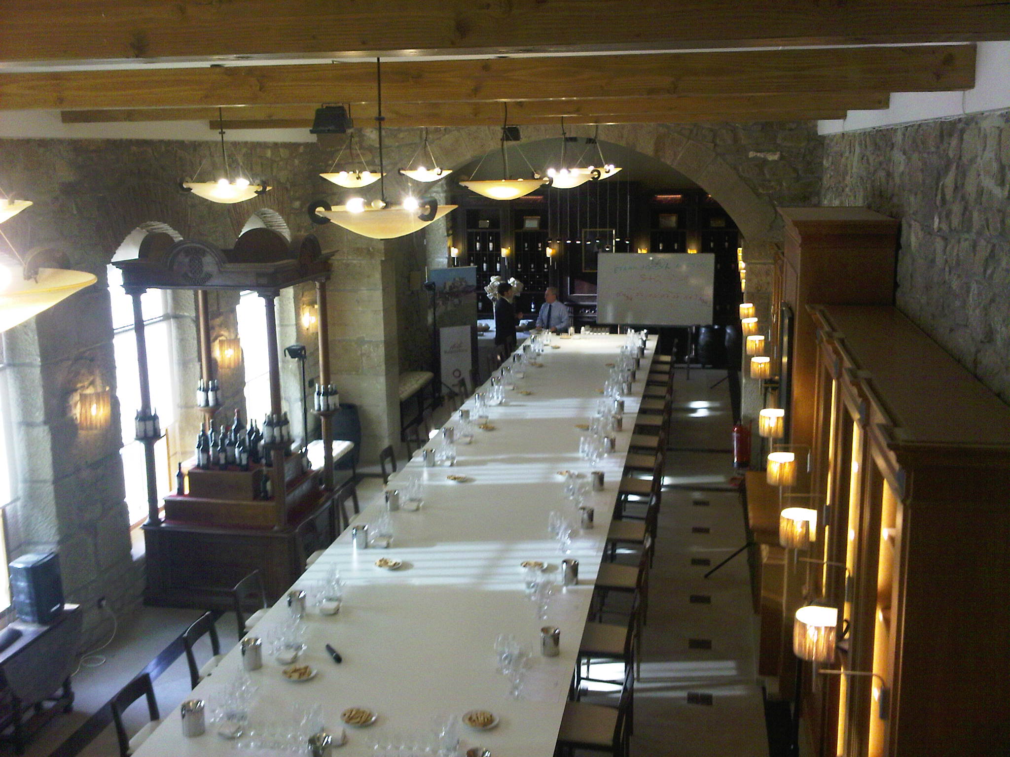 Hotel Marqués de Riscal. sala de Catas.